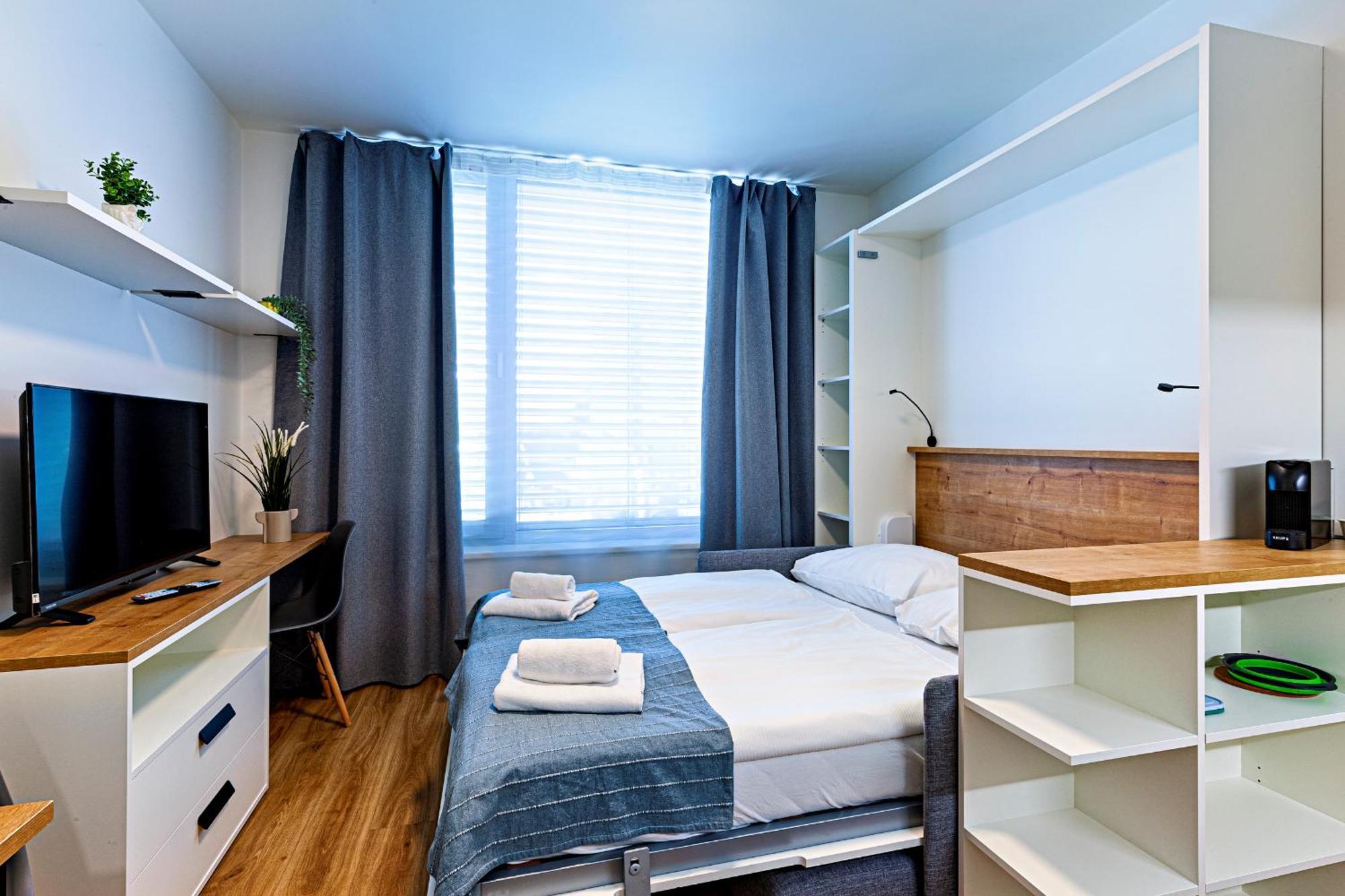Kora Apartments Andel Praag Buitenkant foto