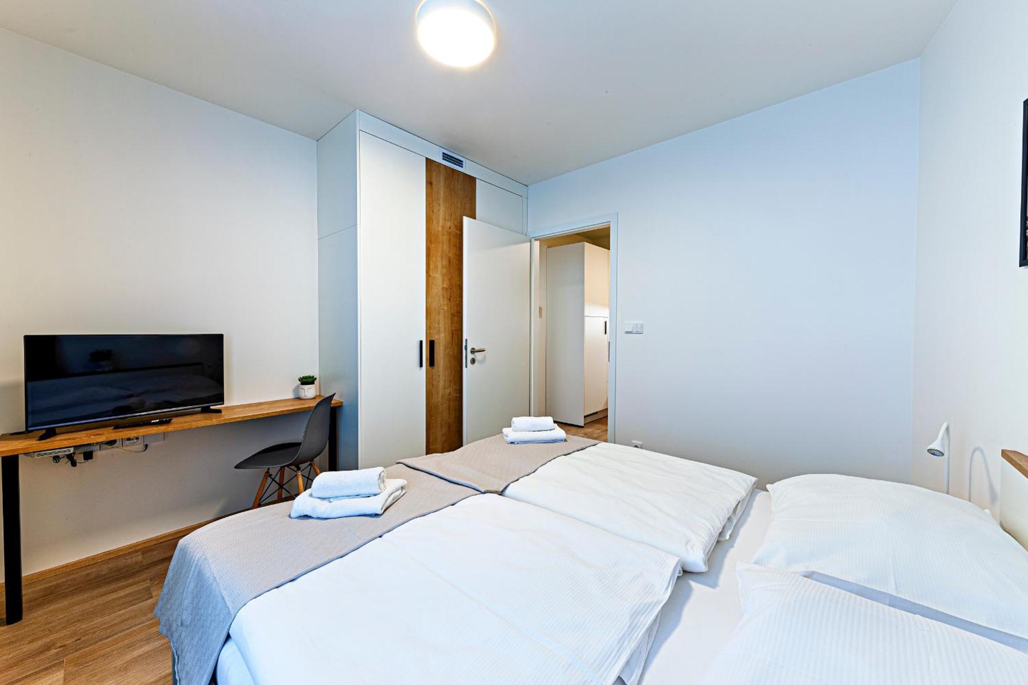 Kora Apartments Andel Praag Buitenkant foto